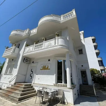 Selcotis Casa de Férias Golem (Tirana)