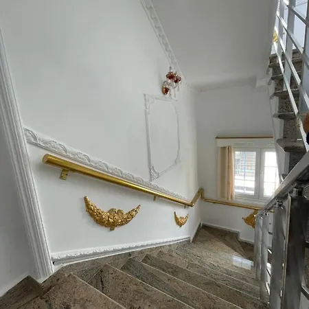 Casa de Férias Selcotis Golem (Tirana)